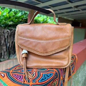 Radley London Tan Leather Crossbody Bag Purse Cartera